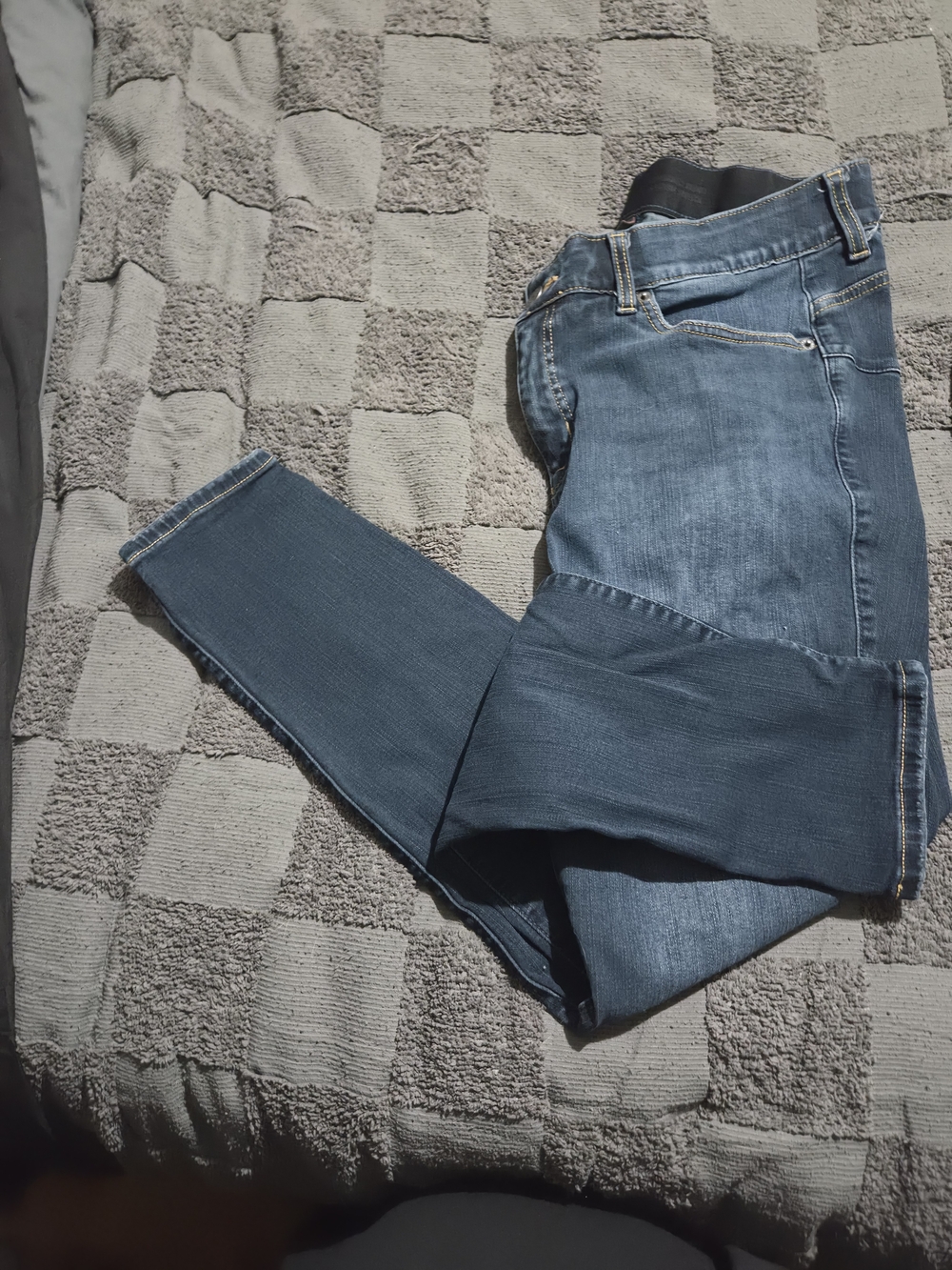 Torrid Bombshell Skinny - Picture 3 of 5